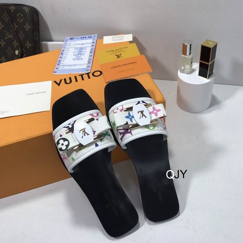 LV Women's Slippers 186